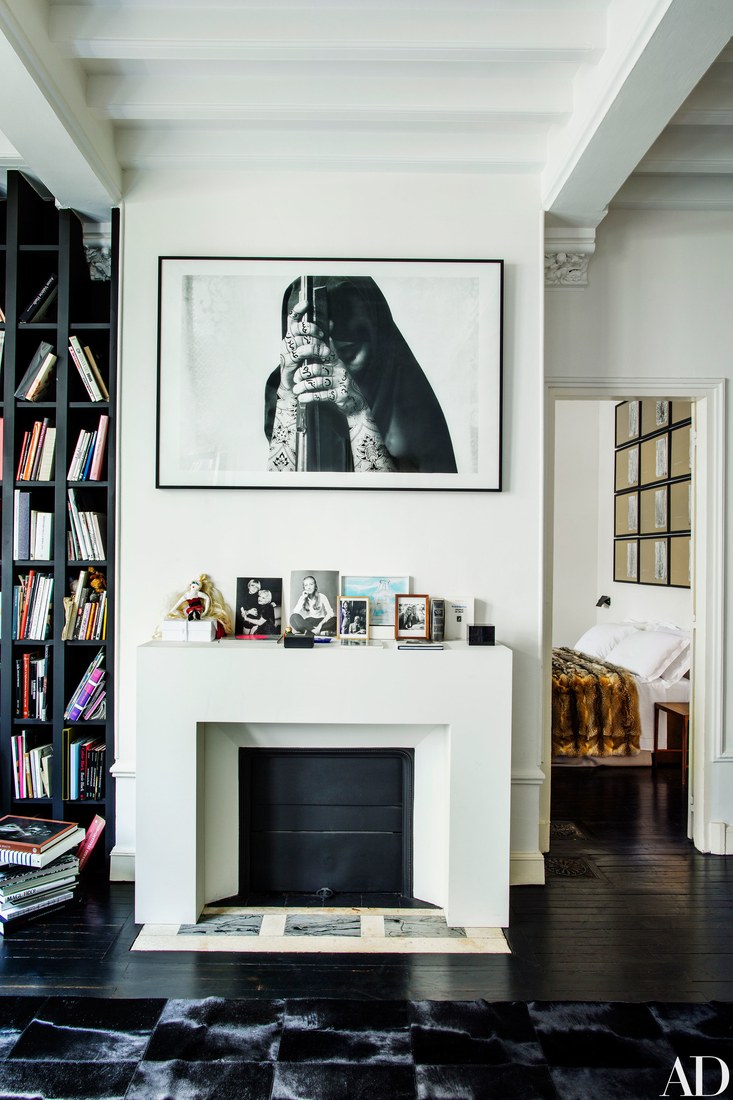 19th Century Paris Townhouse Of Vogue Editor Franca Sozzani