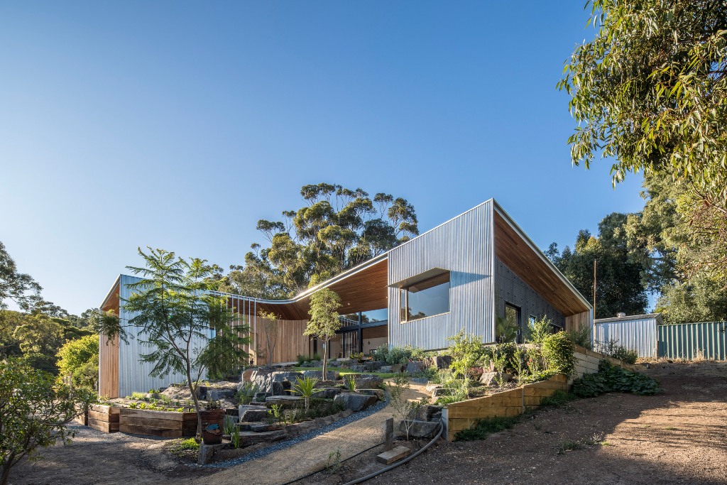 Willunga Retirement Residence Designed Around A Garden