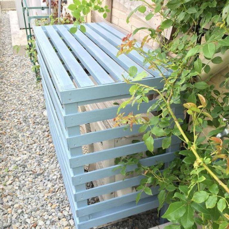 This light blue slatted box can be easily built for outdoors and as it won't protect from rain, you can place it under a roof.